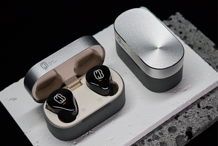 BGVP Q3 1DD+1BA TWS True Wireless Headphone (TWS)