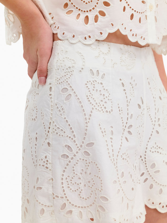 Brielle Poplin Eyelet Short