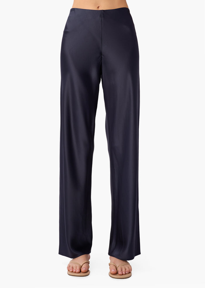 Bristol Mid Rise Pant Dark Wash