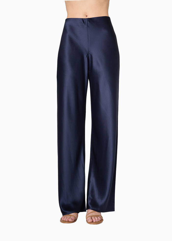 Bristol Mid Rise Pant Navy