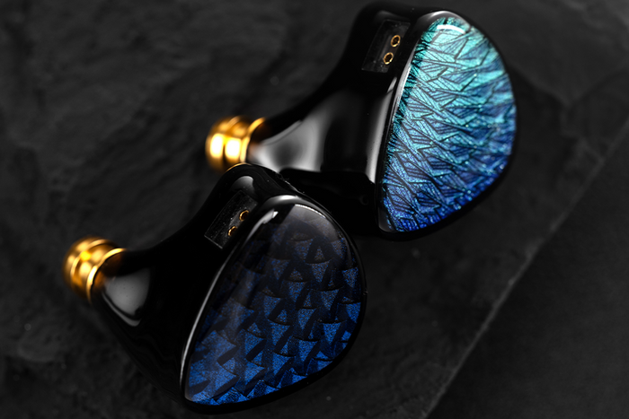 CELEST Wyvern Black Remaster 10mm Dynamic Driver In-ear Headphone