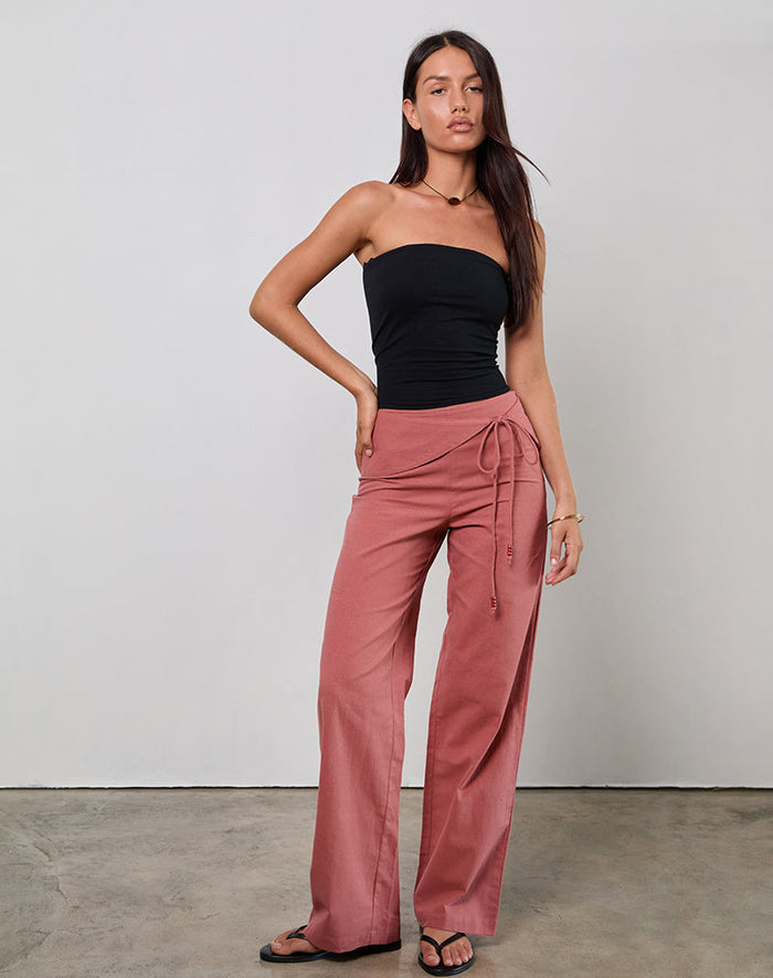 Image of Cursa Trouser in Linen Tuscan Red with Belt