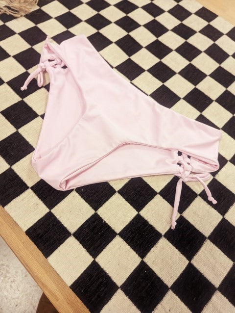 Dallas Dukes Bottoms- LOCAL'S SUMMER