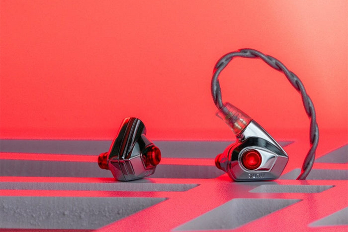 DUNU TITAN S2 Dynamic Driver In-Ear Headphone