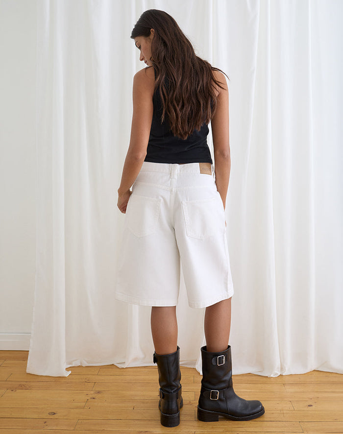 Image of Low Rise Denim Skater Short in True White