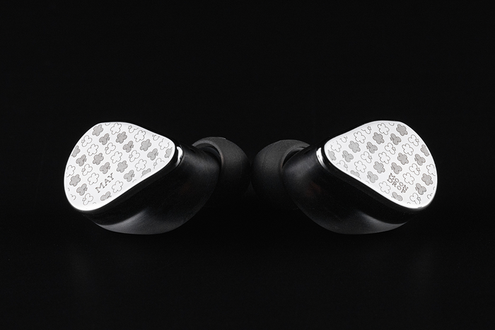 MOONDROP MAY Dynamic Driver + Planar Driver In-ear Headphone