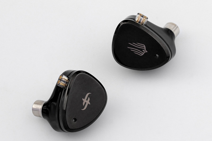 SIMGOT EM6L 1DD+4BA In-Ear Headphone