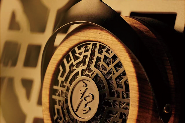 TANGZU LI JING 60MM Dynamic Driver Over-ear Headphone.