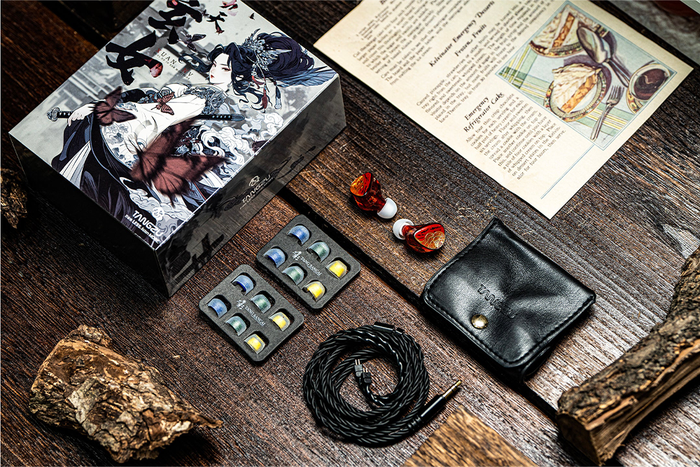 TANGZU x HBB XUAN NV Dual Dynamic Drivers In-Ear Headphone